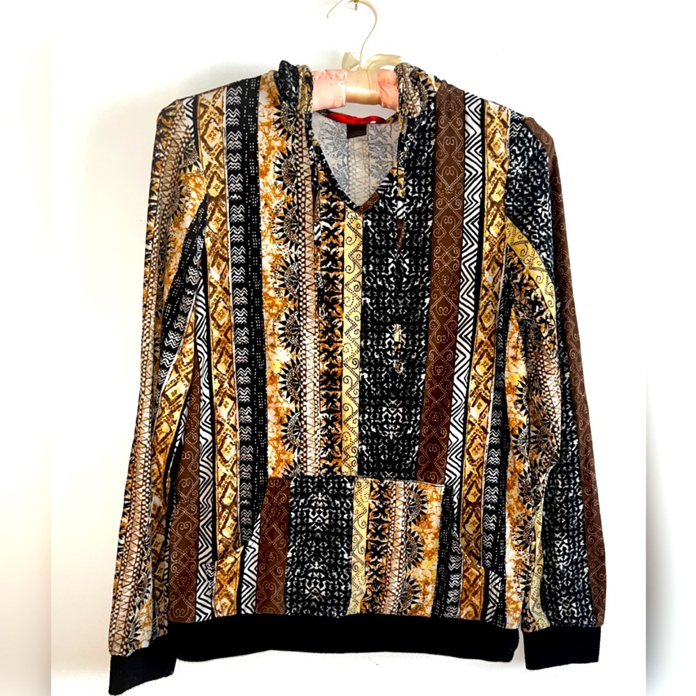 Boho Hooded Long-Sleeved Shirt